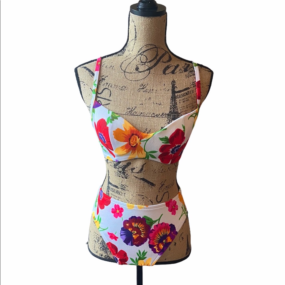 Illusions by Cole 1990s white floral bikini set